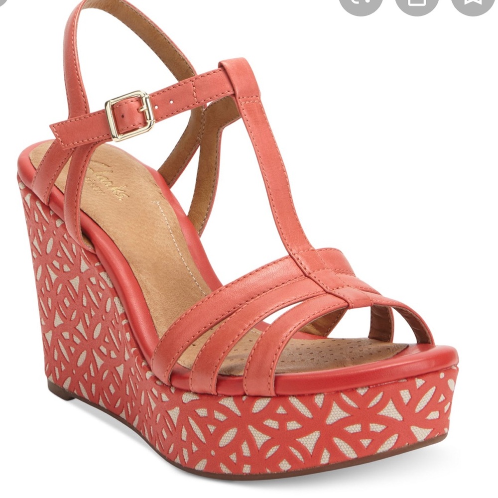 Clarks Artisan pink wedge sandals size 6